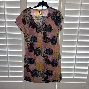 Boden Vibrant Floral Short Sleeve Tunic